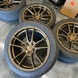Velgen VF5’s in bronze and MT tires