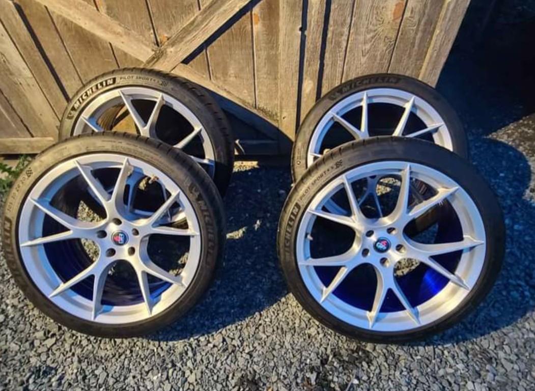 Project 6gr 10 spoke wheels and michelin pilot sport 4s tires - Image 2