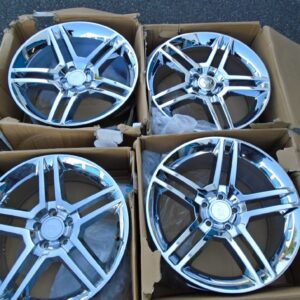 Brand new 2010 Mustang GT500 style chrome wheels