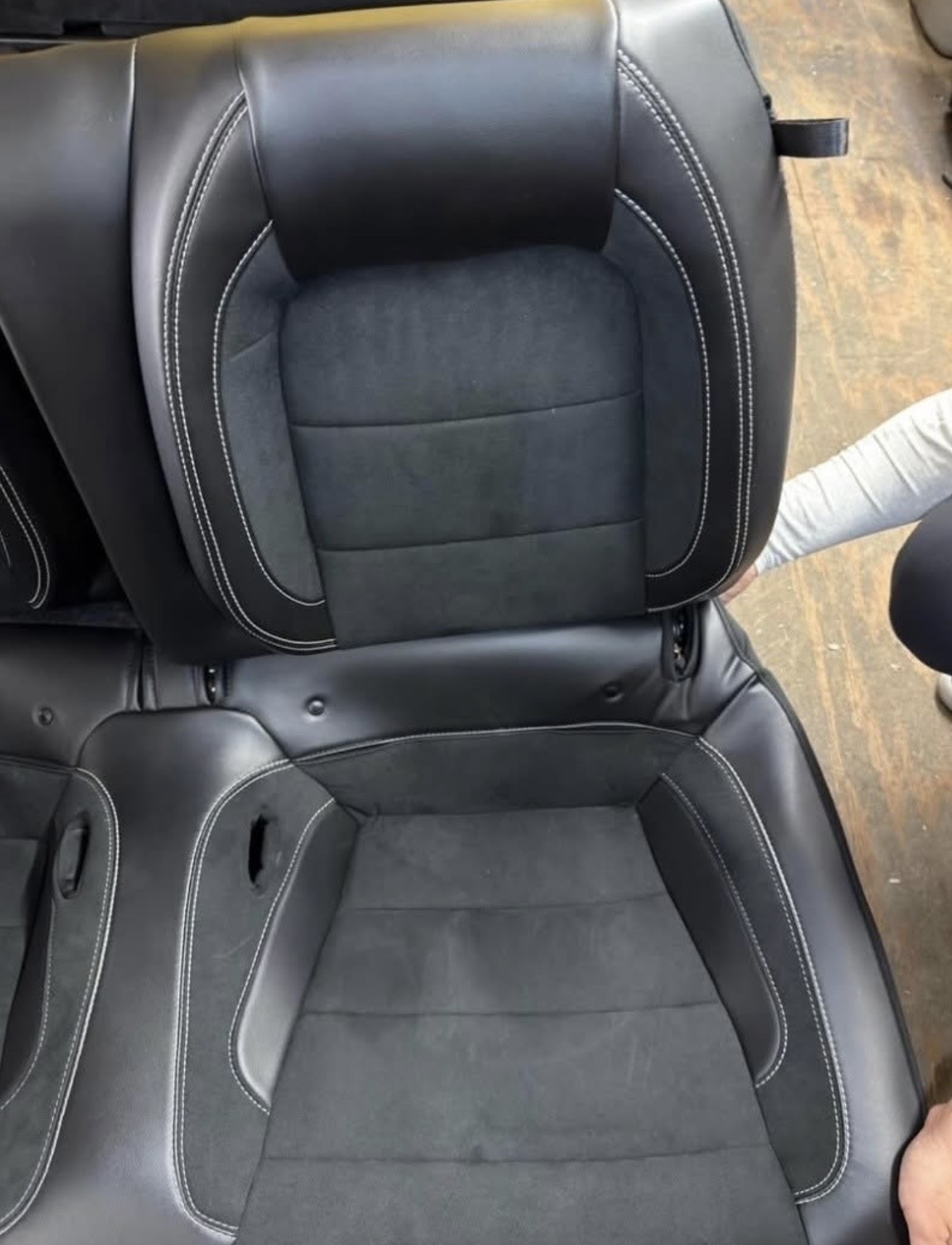Ford Mustang Shelby GT500 Recaro Seats For Sale - Image 4